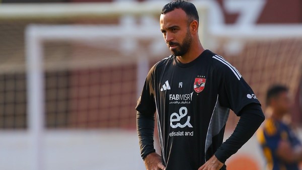 طبيب الأهلي يكشف تفاصيل إصابة أفشة طبيب الأهلي يكشف تفاصيل إصابة أفشة