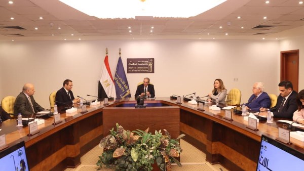 وزير الاتصالات