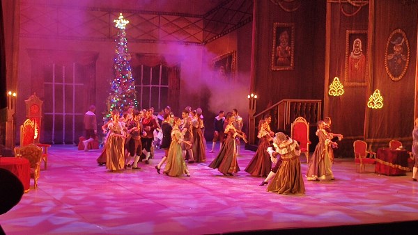 كسارة البندق