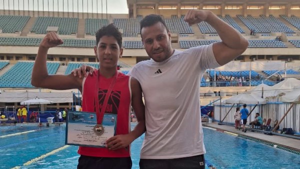 يوسف محمد لاعب الزهور