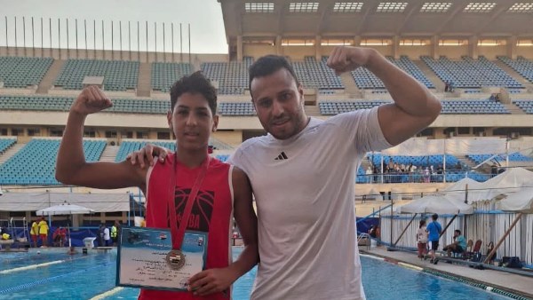 يوسف محمد لاعب الزهور