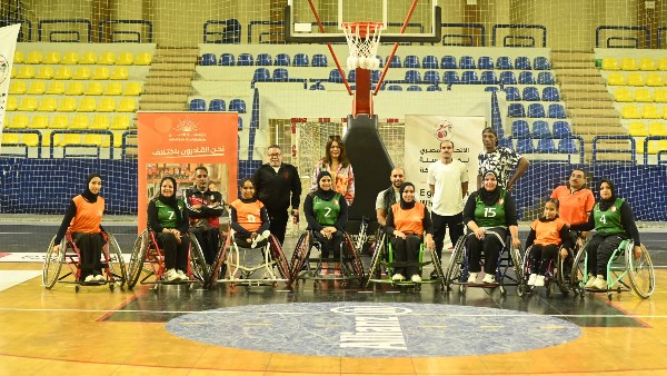 مي زين الدين 