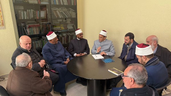 وفد الأزهر إلى إسبانيا يلتقي مسؤولي المفوضية الإسلامية الإسبانية لبحث احتياجاتهم العلمية والتعليمية