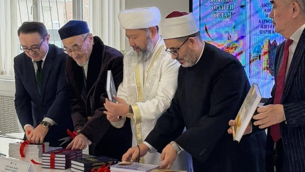 الجامعة المصرية للثقافة الإسلامية نور مبارك تنظم حفل تقديم إصدارات مشروع “المرجعية الإسلامية في كازاخستان”