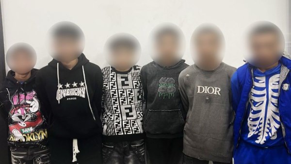 أسلحة بيضاء وصدادة حديدية.. القبض على طرفى مشاجرة بالإسكندرية أسلحة بيضاء وصدادة حديدية.. القبض على طرفى مشاجرة بالإسكندرية