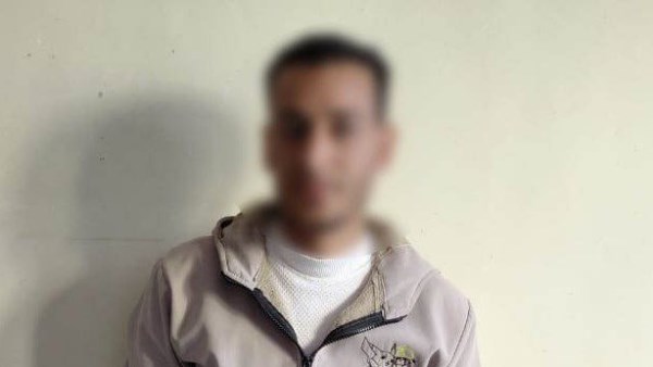 لتوزيعه كروت دعاية.. القبض على أحد أنصار مرشح لمجلس النواب بالبحيرة لتوزيعه كروت دعاية.. القبض على أحد أنصار مرشح لمجلس النواب بالبحيرة