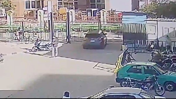 لحظة دهس فاطمة الزهراء