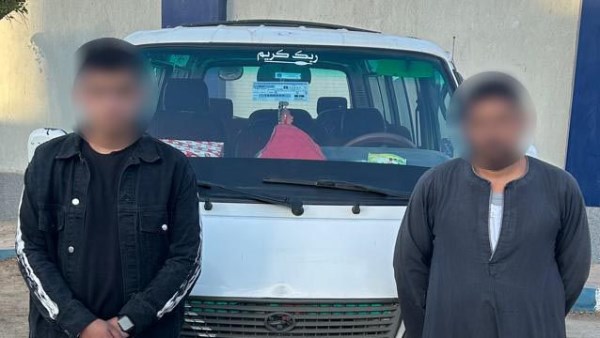 ماشيين بميكروباص.. القبض على شخصين يوزعون الرشاوى على الناخبين بسوهاج