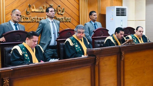 تأجيل محاكمة المتهمين في قضية  الدارك ويب لـ جلسة 24 يناير