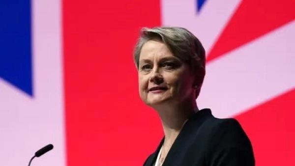 وزيرة الخارجية البريطانية: سأبحث في واشنطن تأمين سلام عادل ودائم في أوكرانيا وزيرة الخارجية البريطانية: سأبحث في واشنطن تأمين سلام عادل ودائم في أوكرانيا