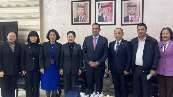 خلال اللقاء