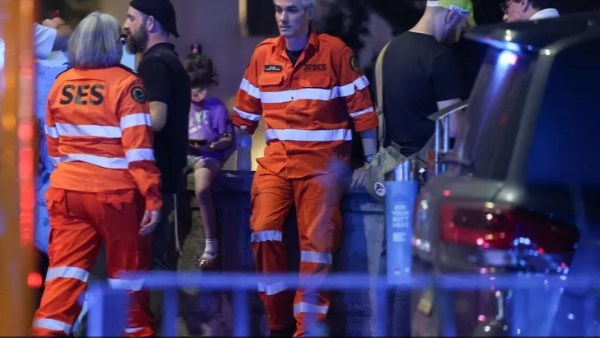 ارتفاع عدد قتلى الهجوم المسلح في سيدني إلى 16 شخصا 