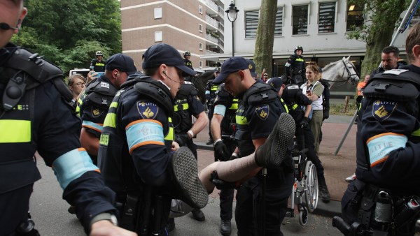 بعد هجوم سيدني.. حدث أمني بمحيط حفل إسرائيلي في هولندا