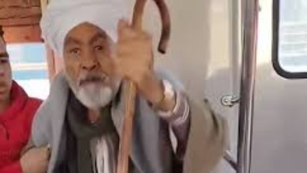 أثار مقطع فيديو متداول على مواقع التواصل الاجتماعي جدلًا واسعًا