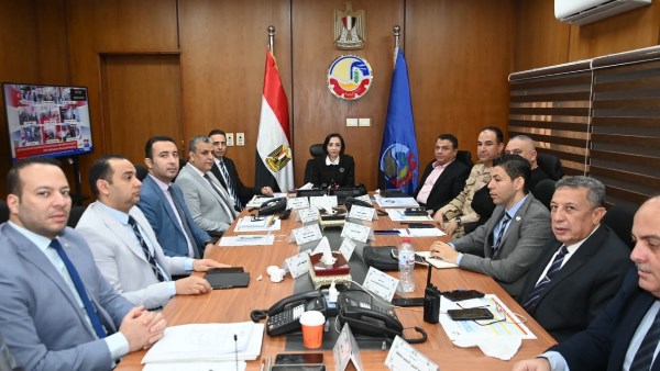 محافظ البحيرة