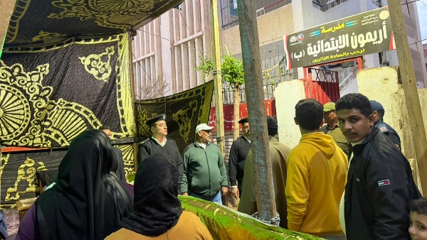 محافظ البحيرة