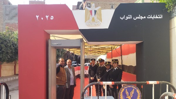 انتشار أمني مكثف بمحيط لجان الاقتراع