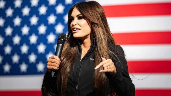 السفيرة الأمريكية لدى اليونان كيمبرلي جيلفويل