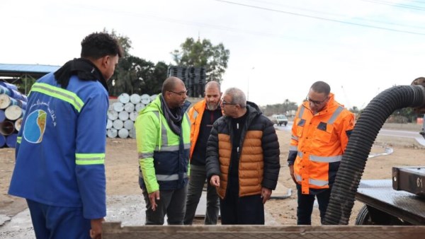 محافظ الإسكندرية: الأجهزة التنفيذية تواصل جهودها للتعامل مع حالة عدم الاستقرار في الأحوال الجوية