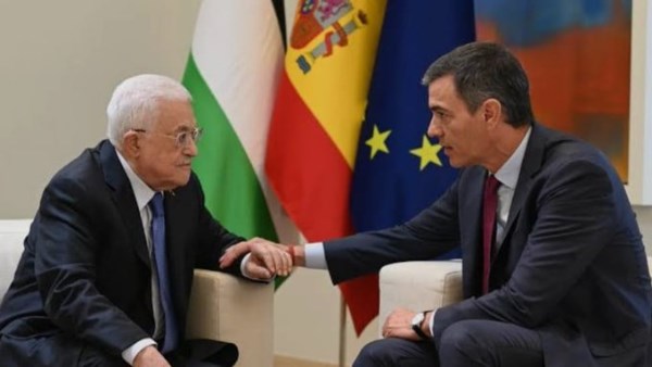 الرئيس الفلسطيني وملك إسبانيا يبحثان آخر التطورات السياسية والأوضاع الميدانية الرئيس الفلسطيني وملك إسبانيا يبحثان آخر التطورات السياسية والأوضاع الميدانية