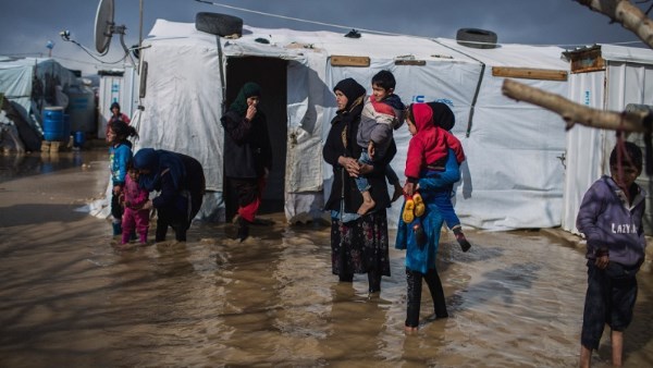 المنظمات الأهلية الفلسطينية: نبذل كل الجهود الممكنة لإغاثة مواطني القطاع جراء المنخفض الجوي المنظمات الأهلية الفلسطينية: نبذل كل الجهود الممكنة لإغاثة مواطني القطاع جراء المنخفض الجوي