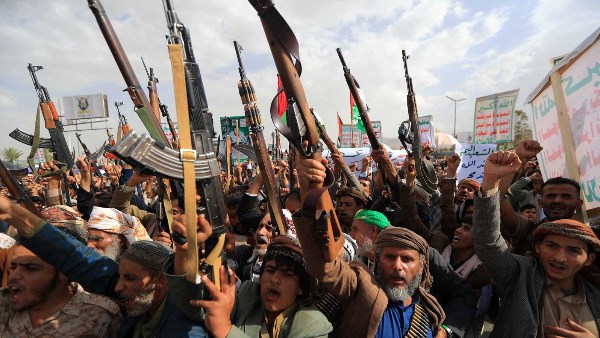 واشنطن تدين احتجاز الحوثيين لموظفين يمنيين تابعين للبعثة الأمريكية