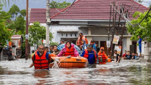 دراسة: فيضانات مميتة في آسيا تغذيها تغيرات المناخ