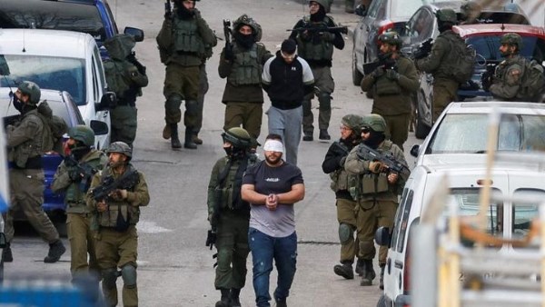 سلسلة من الاعتقالات