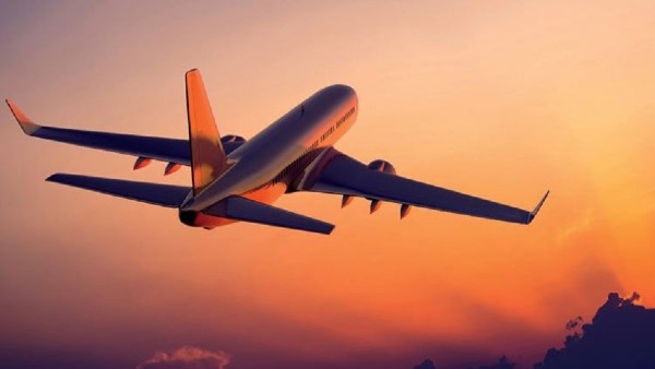 بعد 35 عاما من الانقطاع هبوط أول طائرة أوروبية بمطار بغداد الدولي