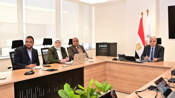 وزير الري يبحث الإعداد لعقد أولى اجتماعات "المجلس الأعلى للمياه"