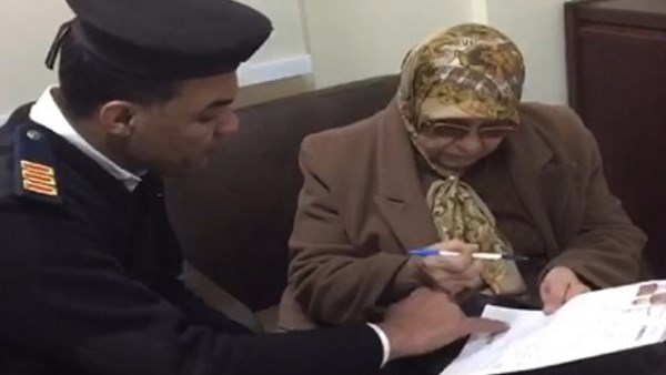 "الداخلية" تيسر إجراءاتها على المواطنين الراغبين في الحصول على الخدمات الشرطية