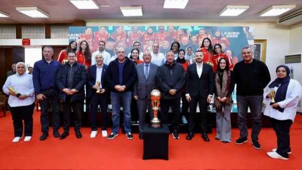 الأهلي يكرم سيدات السلة بعد الفوز ببطولة أفريقيا الأهلي يكرم سيدات السلة بعد الفوز ببطولة أفريقيا