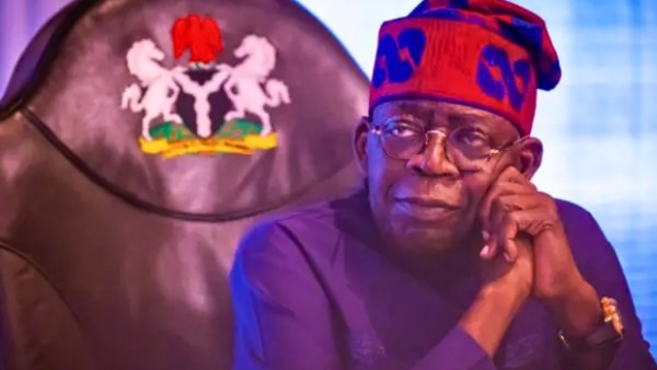  بولا تينوبو