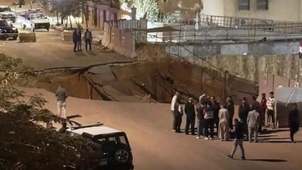 بعد حادث التجمع الخامس.. ما أسباب الهبوط الأرضي؟