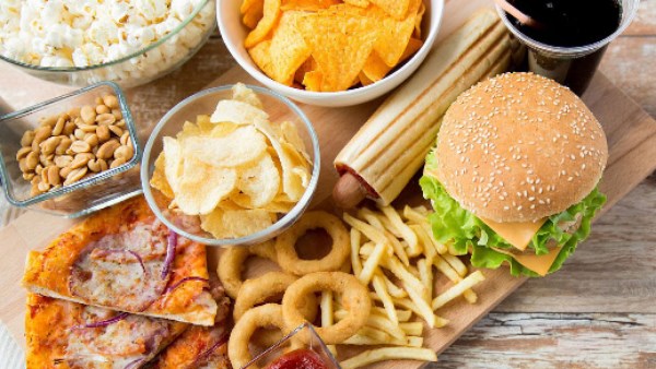احذر من النظام الغذائي الغني بالدهون.. دراسة عملية تشير إلى مخاطر عديدة