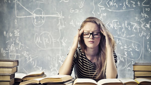 6 نصائح فعالة لمواجهة برودة الشتاء أثناء المذاكرة