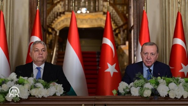 أردوغان وأوربان في اسطنبول