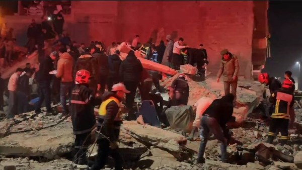 انهيار منزلين في مدينة فاس المغربية