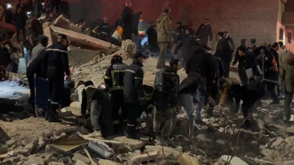 سقوط مبنيين بمدينة فاس