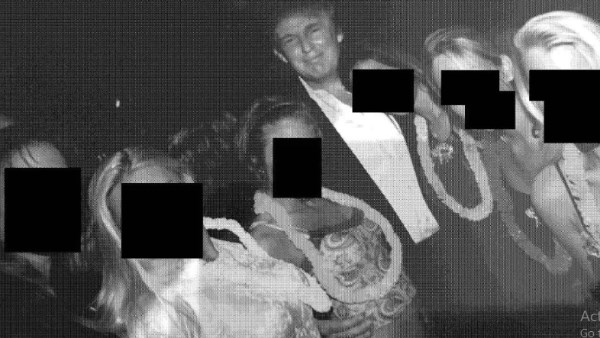 ترامب في صور فاضحة 