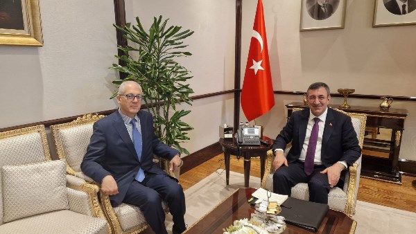 جانب من اللقاء