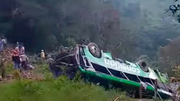 سقوط حافلة ركاب في المكسيك