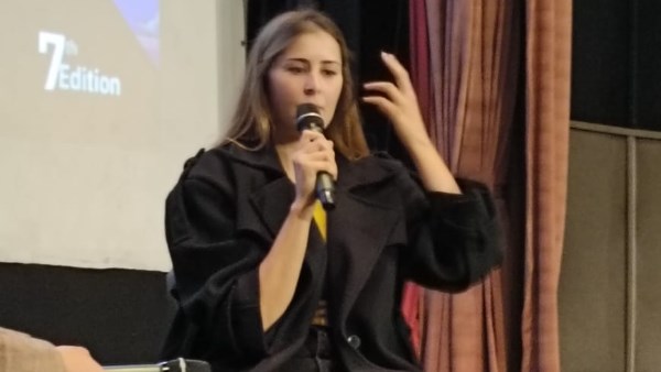 عائشة بن احمد 