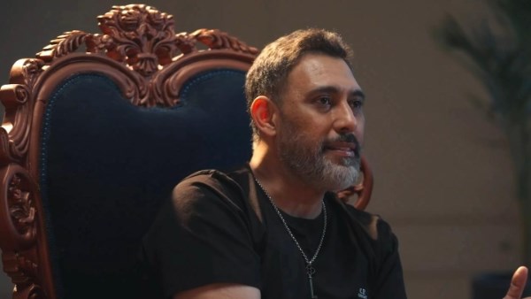 النجم عمرو مصطفى 