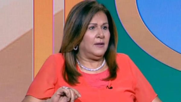 الناقدة الفنية مها المتبولي 