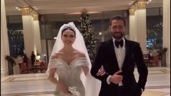 الفنانة دارين حداد و زوجها 