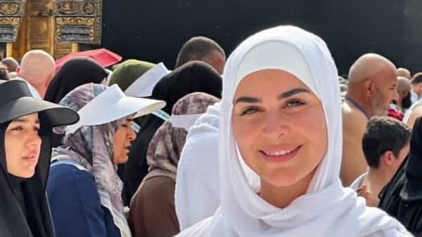 الفنانة رانيا منصور 