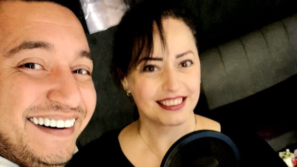 الفنانة هند عاكف 