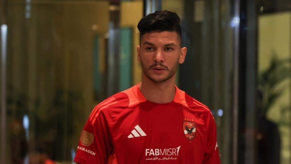 بسبب أشرف دراي ..أحمد حسن : الأهلي لم يتعاقد مع مهاجم أجنبي جديد بسبب أشرف دراي ..أحمد حسن : الأهلي لم يتعاقد مع مهاجم أجنبي جديد