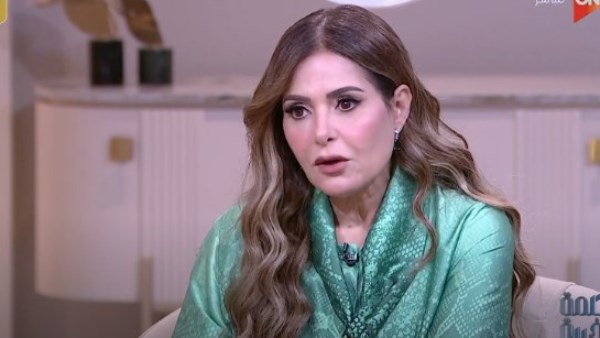  الفنانة صابرين